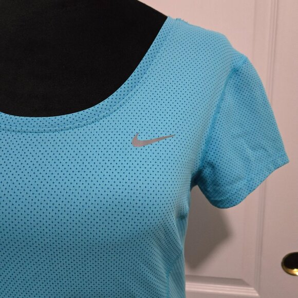 Nike Running Short Sleeve Dri-Fit Turquoise Top Size Small - Picture 2 of 8